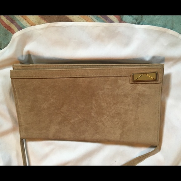 Purse - Picture 3 of 4